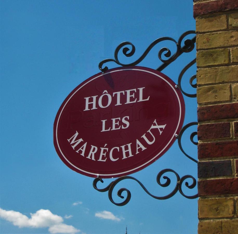 Hotel Les Marechaux Auxerre Kültér fotó